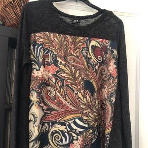 Bohemian style Bobeau top. Size M.